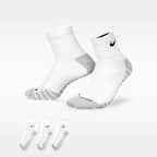 Nike Everyday Max Cushioned Crew Antrenman Bilek Çorapları (3 Çift)