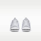 ナイキ エア マックス アクシス ジュニアシューズ