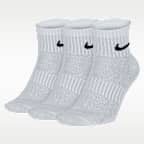 Nike Everyday Lightweight Training Ankle Socks (3 Pairs)