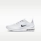 ナイキ エア マックス アクシス ジュニアシューズ