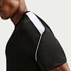 Playera de fútbol de manga corta Dri-FIT para hombre Nike Strike