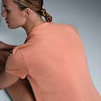 Playera de manga corta Dri-FIT para mujer Nike One Classic