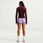 Shorts de correr Dri-FIT ADV de tiro medio de 8 cm con forro de ropa interior para mujer Nike AeroSwift