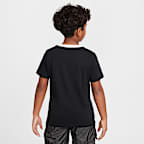 Playera para niños talla grande Nike Sportswear