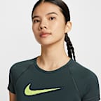 Nike Pro Women's Dri-FIT Short-Sleeve Cropped Graphic Top