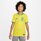 Brazil 2022/23 Stadium Home Older Kids' Nike Dri-FIT Football Shirt