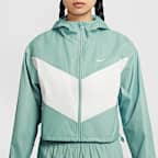 Nike Sportswear Windrunner Women's Loose Woven Hooded Jacket