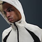 Nike Tech Men's Dri-FIT Woven Color-Block Windrunner Loose Jacket
