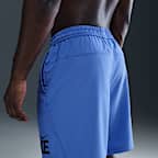 Nike Form vielseitige Dri-FIT Herrenshorts ohne Futter (ca. 23 cm)