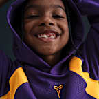 Sudadera con gorro para niños talla pequeña Nike Therma-FIT Kobe Bryant