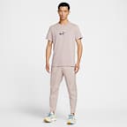 Nike 男款 Dri-FIT 跑步 T 恤