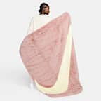 Nike Sportswear 人造毛毯