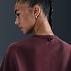 Playera Dri-FIT oversized de cuello redondo para mujer Nike 24.7 ImpossiblySoft