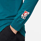 Nike Sportswear Older Kids' Long-Sleeve T-Shirt