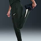 Chelsea F.C. Strike Men's Nike Dri-FIT Football Knit Pants