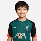 Liverpool F.C. Strike Older Kids' Short-Sleeve Football Top