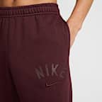 Joggers de fitness de tejido Fleece Dri-FIT para hombre Nike Swoosh