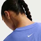 Nike Pro Bol Kesimli Kadın Tişörtü