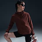 Chamarra de correr Repel para mujer Nike Trail