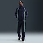 Chamarra Windrunner para hombre con tecnología Nike Tech de tejido Fleece con cierre completo y bloques de color