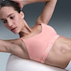 Bra deportivo ajustable con almohadillas para mujer Nike Indy Light Support