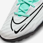 Nike Jr. Phantom GX Club Older Kids' Turf Low-Top Football Boot