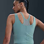 Camisola sem mangas recortada Dri-FIT Nike One Fitted para mulher