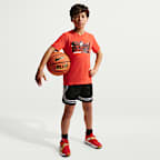 Playera para niños talla grande Nike Sportswear