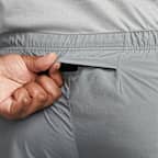 Nike Challenger Dri-FIT niet-gevoerde hardloopshorts voor heren (18 cm)