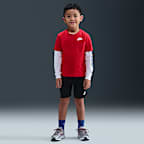 Conjunto de 2 piezas con shorts de tejido Knit Club para niños talla pequeña Nike