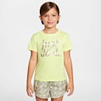 Conjunto de 2 piezas Sprinter estampado para niños talla pequeña Nike Dri-FIT Essentials