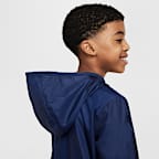 París Saint-Germain Academy Pro Chaqueta para la lluvia de fútbol con capucha Nike - Niño/a