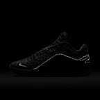 Tenis de básquetbol LeBron XXII Black Label