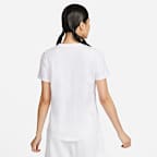 เสื้อยืดผู้หญิง Nike Sportswear Club Essentials