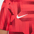 England Academy Pro Older Kids' Nike Dri-FIT Football Pre-Match Short-Sleeve Top