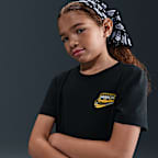 Playera para niños talla grande Nike Sportswear