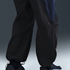 Nike Tech Men's Dri-FIT Woven Colour-Block Oversized Trousers