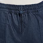 ナイキ スポーツウェア ウィメンズ ミッドライズ ルーズ 13cm カーゴ ショートパンツ