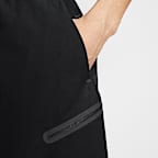 กางเกงขาสั้นทรงหลวม Dri-FIT Shori ผู้ชาย Nike Tech