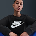 Nike Sportswear Club Essentials Women's Long-Sleeve Logo T-Shirt