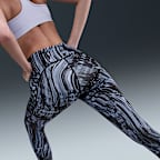 Leggings de correr estampados de 7/8 y cintura alta para mujer Nike Swift