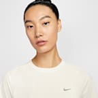 나이키 스위프트 여성 드라이 핏 반팔 러닝 탑