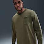 Playera con bolsillo de manga larga para hombre Nike Sportswear Premium Essential