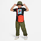 Nike Sportswear Older Kids' T-Shirt