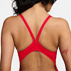 Traje de baño de una pieza con espalda deportiva para mujer Nike Swim HydraStrong Essential