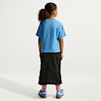 Nike Sportswear Essential Big Kids' (Girls') T-Shirt