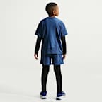 Shorts de tejido Fleece Dri-FIT para niño talla grande Nike Pro