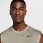 Playera Fitness sin mangas para hombre Nike Dri-FIT Legend