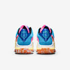 LeBron Witness 7 EP Basketball Shoes