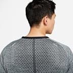 Nike Dri-FIT ADV TechKnit Ultra 男款短袖跑步上衣